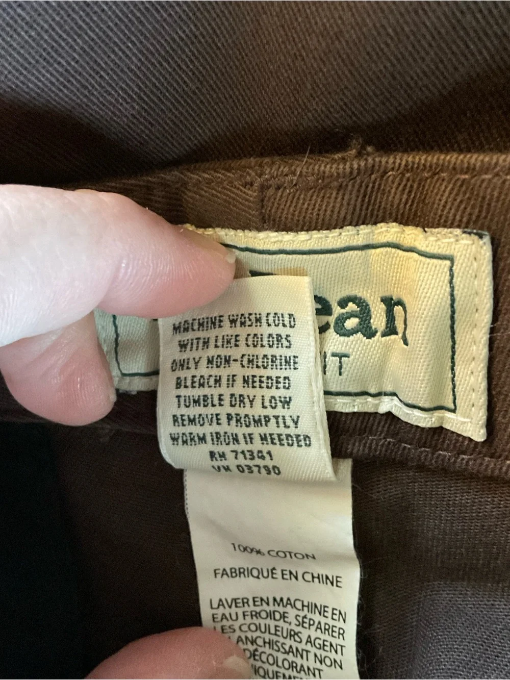 L.L. Bean Wrinkle Resistant Curvy Fit Cotton Pants Brown Size 10P Petite NWT